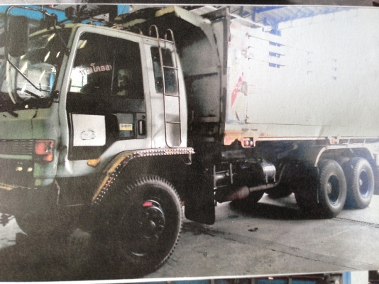 ขาย 10 ล้อ อีซูซุดั้ม 1 เพลา เครื่อง 240 แรง  เบครทิฟฟี่