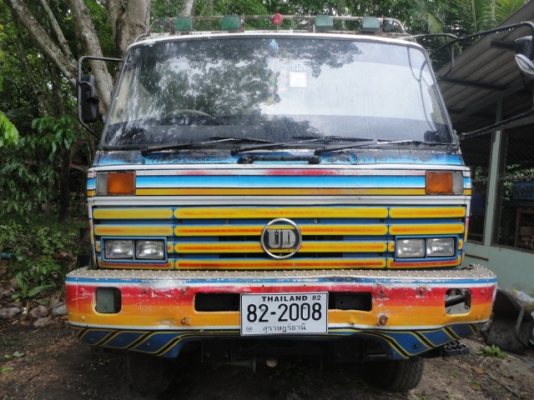 10 ล้อดั้ม 2 เพลา NISSAN UD CWM430M 230 แรงม้า พร้อมใช้