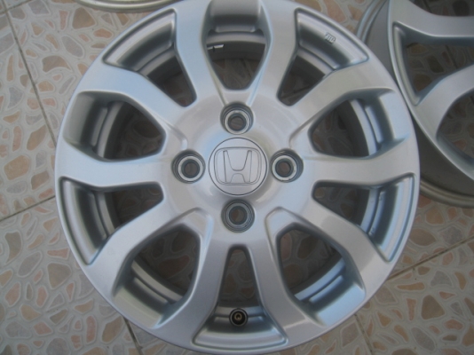 ขายล้อแม็ก Honda brio amaze 14"x5" et+50 4รู100 ถอดรถป้ายแดง ครับ (081-3747940)