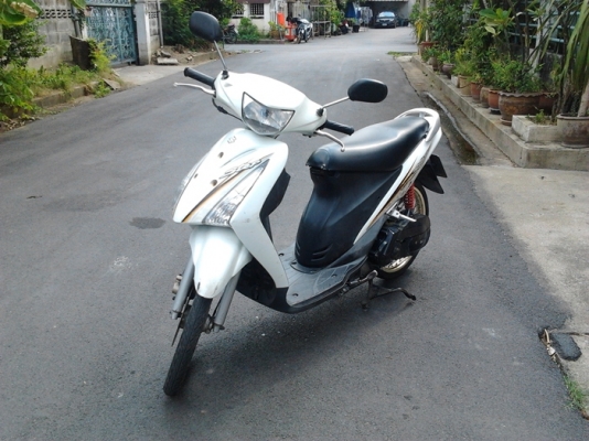 Suzuki Step 125 Suzuki Step 125