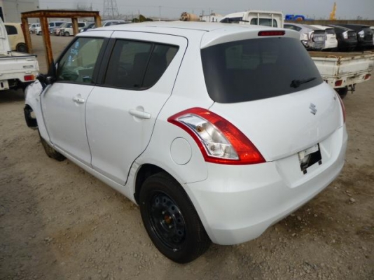 ขายท้ายตัด NEW SUZUKI SWIFT ปี 2013 ใช้งานมา 3648 km ก่อนตัดรถ และอะไหล่ ครบชุด ประตู 5 บาน พร้อมช่วงล่าง  เหมาะกับอู่และลูกค้าที่ต้องการความพร้อมของอะไหล่และอะไหล่ที่สมบูรณ์ !!