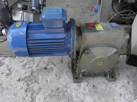 ขายมอเตอร์เกียร์จีน 2 HP. 1400 RPM. ชุดเกียร์ทด 15/1 สภาพสวย พร้อมใช้งาน ขายมอเตอร์เกียร์จีน 2 HP. 1400 RPM. ชุดเกียร์ทด 15/1 สภาพสวย พร้อมใช้งาน