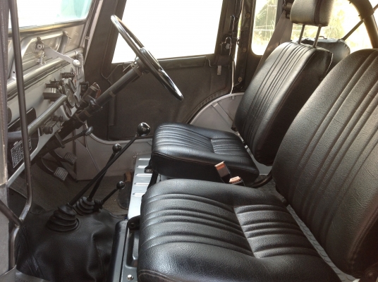 รถจิ๊ปเก่า