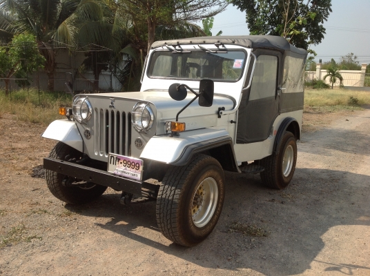 รถจิ๊ปเก่า