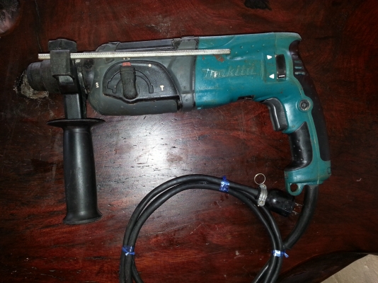 ขายสว่านไฟฟ้าระบบโรตารี่ทำงานได้3ระบบยี่ห้อmakitaรุ่นHR2470Fพร้อมใช้งานเลยครับ