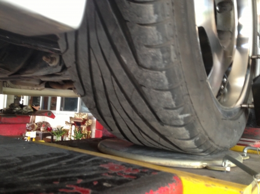 ขายยางMaxxis z1 215/55/17 ปี12  1 ชุด4 เส้น