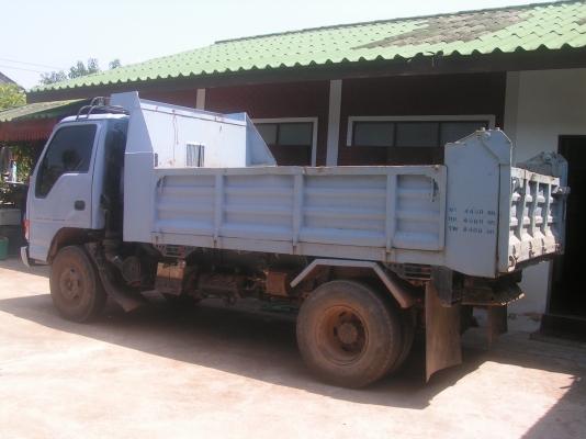 ขายหกล้อดั๊ม isuzu