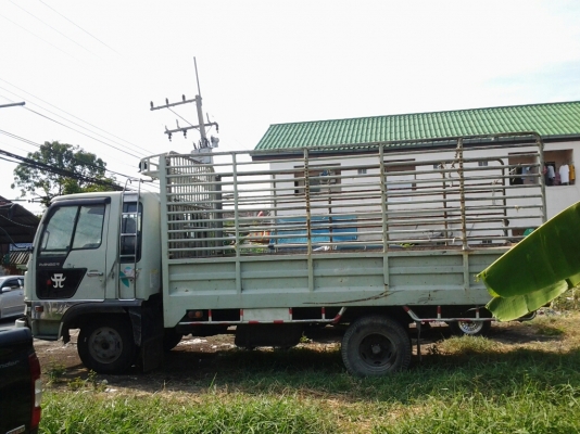 ขายถูกมาแล้วครับ รถ6ล้อ ชว่งล่างKM  วางหัวสิง DQ100   110 HP ขายตามสภาพครับ