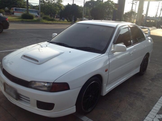 ขายรถ mitsubishi Lancer 1.8 sei ท้ายเบนซ์ +LPG หัวฉีด ขายรถ mitsubishi Lancer 1.8 sei ท้ายเบนซ์ +LPG หัวฉีด