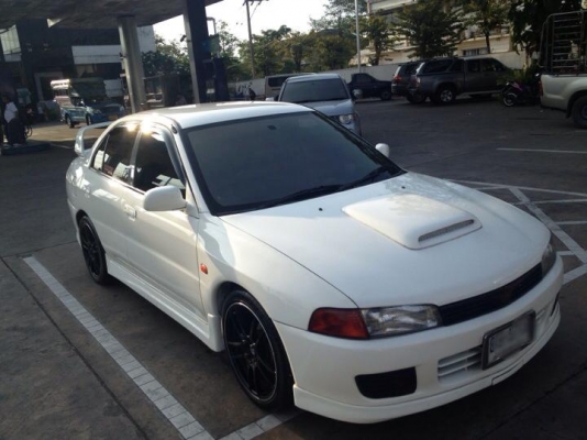 ขายรถ mitsubishi Lancer 1.8 sei ท้ายเบนซ์ +LPG หัวฉีด ขายรถ mitsubishi Lancer 1.8 sei ท้ายเบนซ์ +LPG หัวฉีด