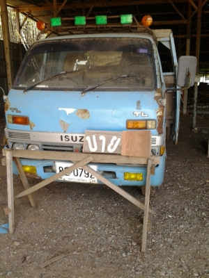 รถบรรทุกหกล้อ TL 100 แรง อีสุ  ยาว 4.3 เมตร