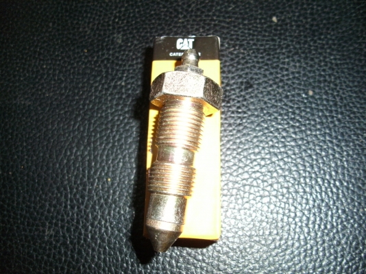 หัวอัดจาระบี CAT