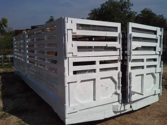 กระบะรถบรรทุก ๑๐  ล้อ