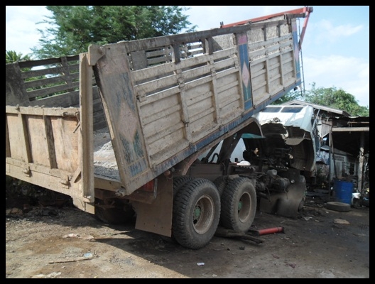 สิบล้อ F 18 2เพลาดั้ม สภาพดี น่าซื้อจริงๆ