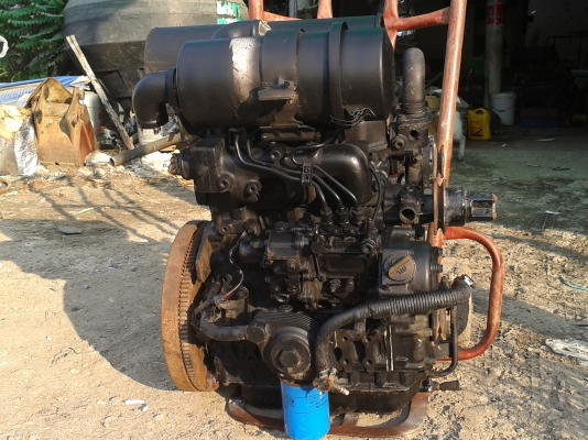 ขายเครื่องแบ๊คโฮkomatsu pc30-7e 3d84eเครื่องดำ