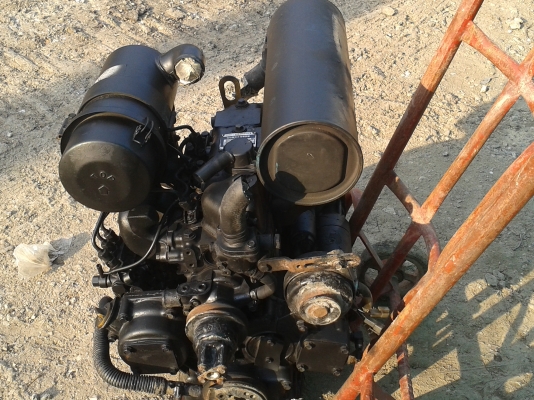 ขายเครื่องแบ๊คโฮkomatsu pc30-7e 3d84eเครื่องดำ