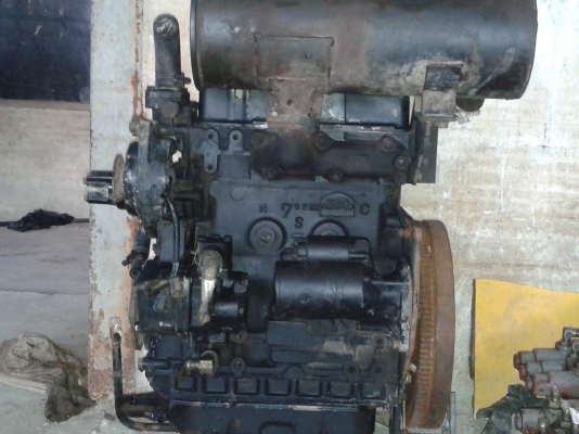 ขายเครื่องแบ๊คโฮkomatsu pc30-7e 3d84eเครื่องดำ