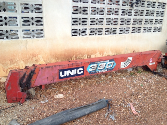 เครน ขนาด 3.3T รุ่นหกเหลี่ยม ยาว 3 ปลอก งามๆ