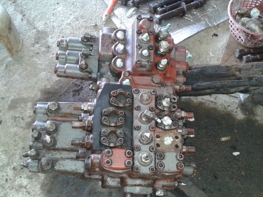 ขายดว่นขายถูกชุดแพรคอนโทรลhitachi ex100-120-2