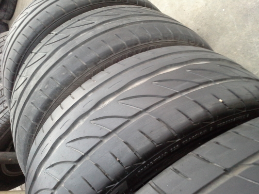 ขายยางRE002  205-45-17 กลางปี11 ดอก95\% ครับ