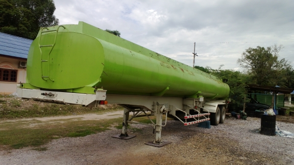 (ลงขายใหม่...)ขายดาวน์...หางน้ำยางพาราเกือบใหม่หางสวย26000ลิตร