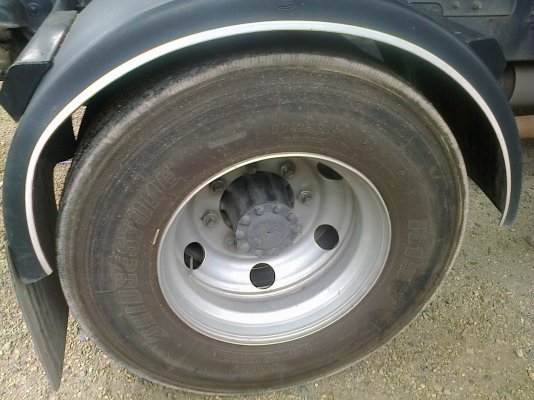 ขายดาวน์...6ล้อหัวลากHINO FG8JGLT ซีรี่500ไมล์39000กม.ยางเรเดียนสวยเต็ม ขายดาวน์...6ล้อหัวลากHINO FG8JGLT ซีรี่500ไมล์39000กม.ยางเรเดียนสวยเต็ม