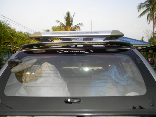 หลังคาแครี่บอยของดีแม็ก4ประตู พร้อมเบาะและแอร์สวยๆ