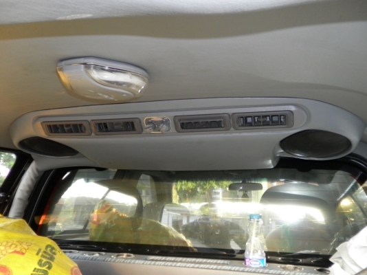 หลังคาแครี่บอยของดีแม็ก4ประตู พร้อมเบาะและแอร์สวยๆ