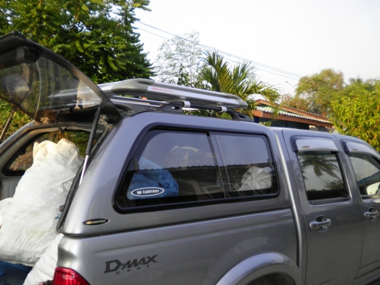 หลังคาแครี่บอยของดีแม็ก4ประตู พร้อมเบาะและแอร์สวยๆ