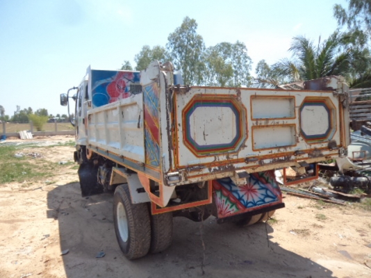 ขายรถ6ล้อดั้มอีซูซุเดก้า 210 แรง สภาพพร้อมใช้งานคับ