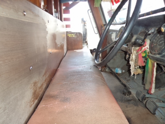 ขายรถ10ล้ออีซูซุหัวยาวเครื่อง165แรงม้า สภาพสวยพร้อมใช้