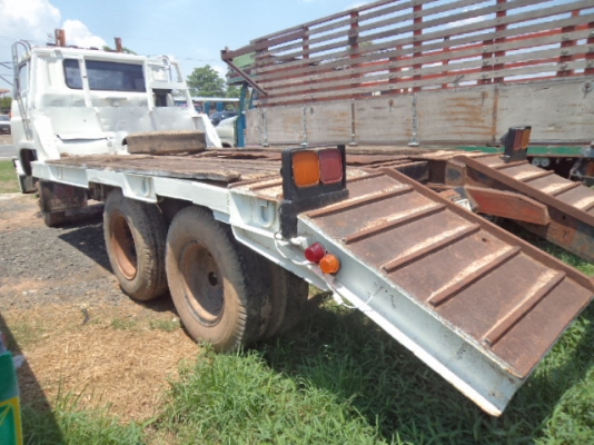 ขายรถ10ล้อ เทเลอร์ขึ้นแม็กโค200 สภาพดีพร้อมใช้