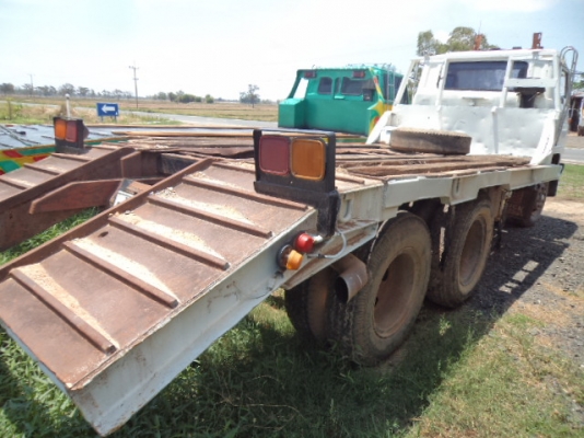 ขายรถ10ล้อ เทเลอร์ขึ้นแม็กโค200 สภาพดีพร้อมใช้