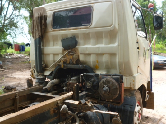 ขายหกล้อดั้ม