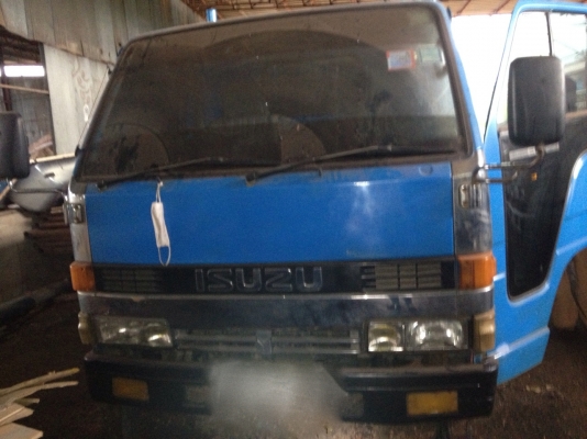 รถอิซูซุ 4 ล้อดั้ม 100 แรงม้า  สนใจติดต่อ 081 - 6079515