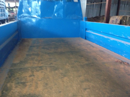 รถอิซูซุ 4 ล้อดั้ม 100 แรงม้า  สนใจติดต่อ 081 - 6079515