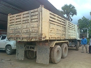 ขายรถ 10 ล้อดัมพ์ NISSAN CWM430M-00612 230 แรงม้า ราคา 1050000