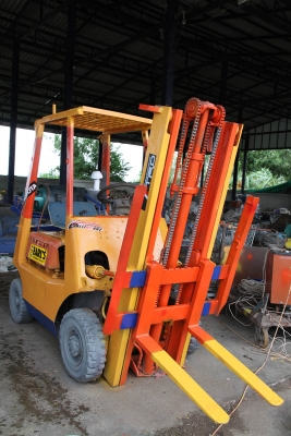 ขายรถโพลค์ลิฟติดแก๊ส 087.8211420