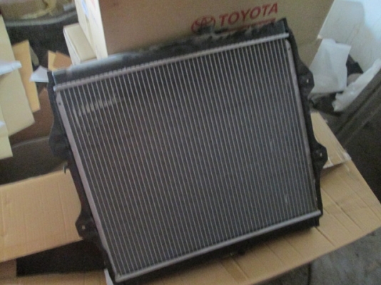 ขาย หม้อน้ำ ISUZU  1 ลูก ไม่ทราบรุ่น