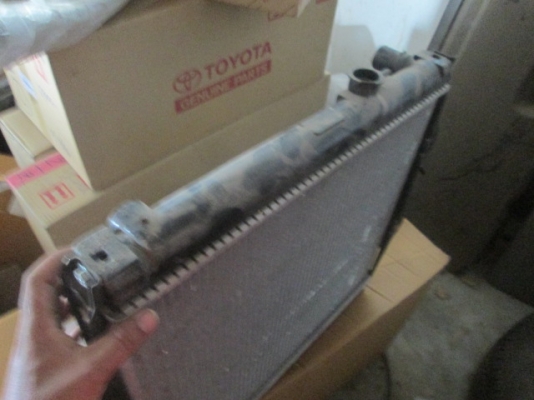ขาย หม้อน้ำ ISUZU 1 ลูก ไม่ทราบรุ่น ขาย หม้อน้ำ ISUZU 1 ลูก ไม่ทราบรุ่น