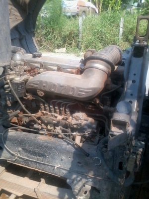 ขาย6ล้อประกอบHINO FD เครื่องHO7D เว้นช่องติดเครน กระบะยาว6เมตรกว่า เครื่องแน่ คัสชีส์ดี พร้อมใช้งาน เล่มพร้อมโอนครับ