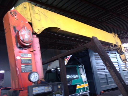 รถฮีโน่ 10 ล้อ FM176  ติดเครน 5 ตัน 178 แรงม้า  สนใจติดต่อ 081 - 6079515