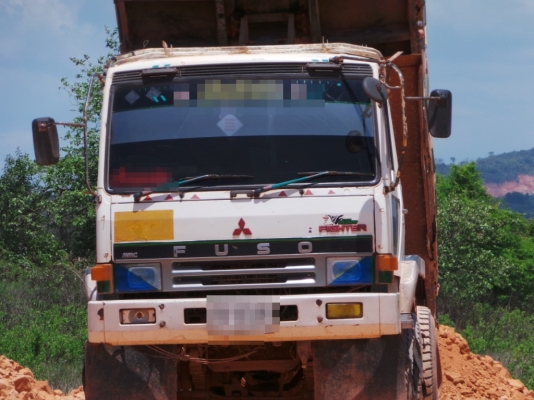 MITSUBISHI FUSO  หัวเก๋งไม่มีผุ  เครื่องเดิม มีระบบพ่วงค่ะ