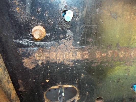 ขาย 6 ล้อ NPR 120 แรง ฝาดำ / ปี 2538 ( รถห้างแท้ ) ขาย 6 ล้อ NPR 120 แรง ฝาดำ / ปี 2538 ( รถห้างแท้ )