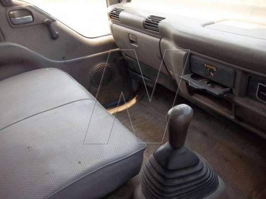 ขาย 6 ล้อ NPR 120 แรง ฝาดำ / ปี 2538 ( รถห้างแท้ ) ขาย 6 ล้อ NPR 120 แรง ฝาดำ / ปี 2538 ( รถห้างแท้ )