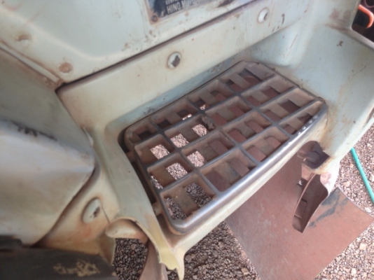 ขาย 10ล้อ2เพลาดั๊ม HINO FM3H 195 เครื่องเดิมHO7D 195 แรง เกียร์เดิม เครื่องดีแห้ง แรงดี เกียร์เข้าง่ายไม่หลุด ช่วงล่างดีคัสซีดี ไม่บวมไม่ดาม กระบะดั๊มเนียมสภาพดี พื้นไม่ผุ พร้อมบาร์อ้อย ยางดี10เส้น หัวบางดี มีต้องเก็บนิดๆ ภายในดีแอร์ พาวเวอร์ ทริฟฟี่ครบ พ