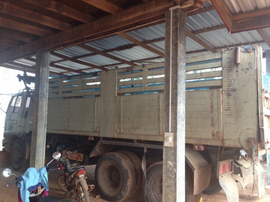 ขาย 10ล้อ2เพลาดั๊ม HINO FM3H 195 เครื่องเดิมHO7D 195 แรง เกียร์เดิม เครื่องดีแห้ง แรงดี เกียร์เข้าง่ายไม่หลุด ช่วงล่างดีคัสซีดี ไม่บวมไม่ดาม กระบะดั๊มเนียมสภาพดี พื้นไม่ผุ พร้อมบาร์อ้อย ยางดี10เส้น หัวบางดี มีต้องเก็บนิดๆ ภายในดีแอร์ พาวเวอร์ ทริฟฟี่ครบ พ