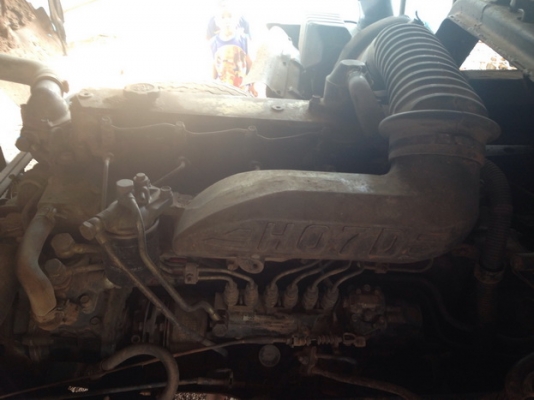 ขาย 10ล้อ2เพลาดั๊ม HINO FM3H 195 เครื่องเดิมHO7D 195 แรง เกียร์เดิม เครื่องดีแห้ง แรงดี เกียร์เข้าง่ายไม่หลุด ช่วงล่างดีคัสซีดี ไม่บวมไม่ดาม กระบะดั๊มเนียมสภาพดี พื้นไม่ผุ พร้อมบาร์อ้อย ยางดี10เส้น หัวบางดี มีต้องเก็บนิดๆ ภายในดีแอร์ พาวเวอร์ ทริฟฟี่ครบ พ