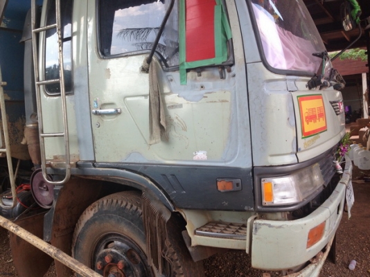 ขาย 10ล้อ2เพลาดั๊ม HINO FM3H 195 เครื่องเดิมHO7D 195 แรง เกียร์เดิม เครื่องดีแห้ง แรงดี เกียร์เข้าง่ายไม่หลุด ช่วงล่างดีคัสซีดี ไม่บวมไม่ดาม กระบะดั๊มเนียมสภาพดี พื้นไม่ผุ พร้อมบาร์อ้อย ยางดี10เส้น หัวบางดี มีต้องเก็บนิดๆ ภายในดีแอร์ พาวเวอร์ ทริฟฟี่ครบ พ