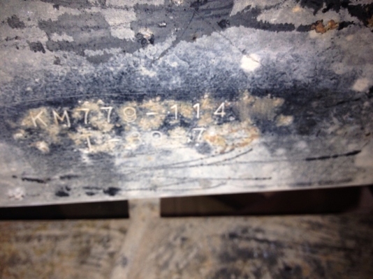 รถฮีโน่ 6 ล้อ KM779  รั้ว  117 แรงม้า ปี 32  สนใจติดต่อ 081 - 6079515